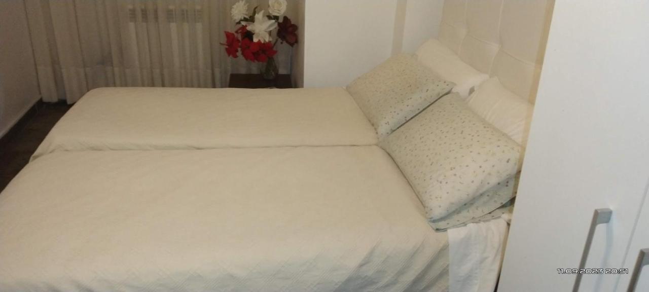 Habitaciones Individuales En Apartamento Madryt Zewnętrze zdjęcie