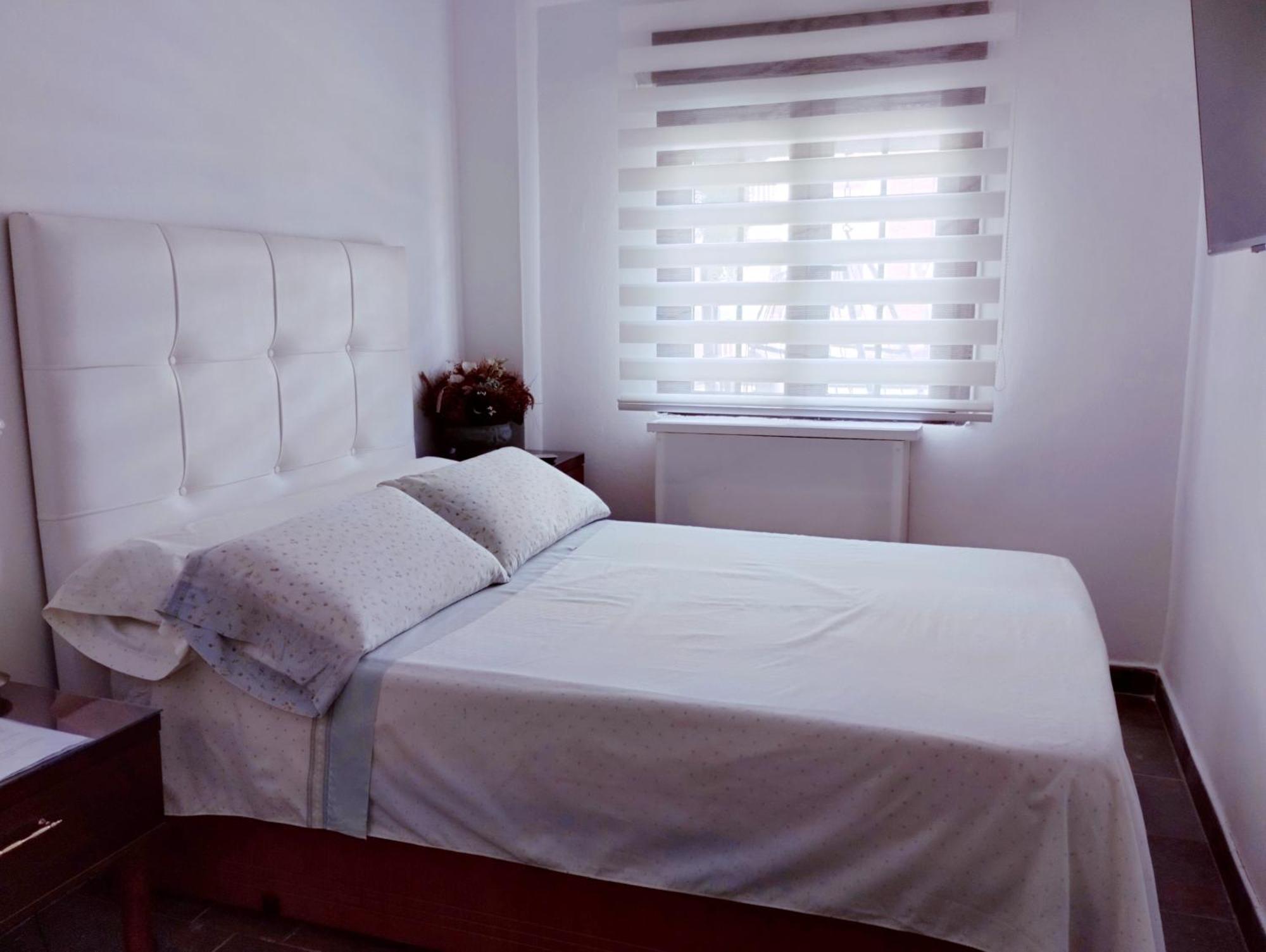 Habitaciones Individuales En Apartamento Madryt Zewnętrze zdjęcie