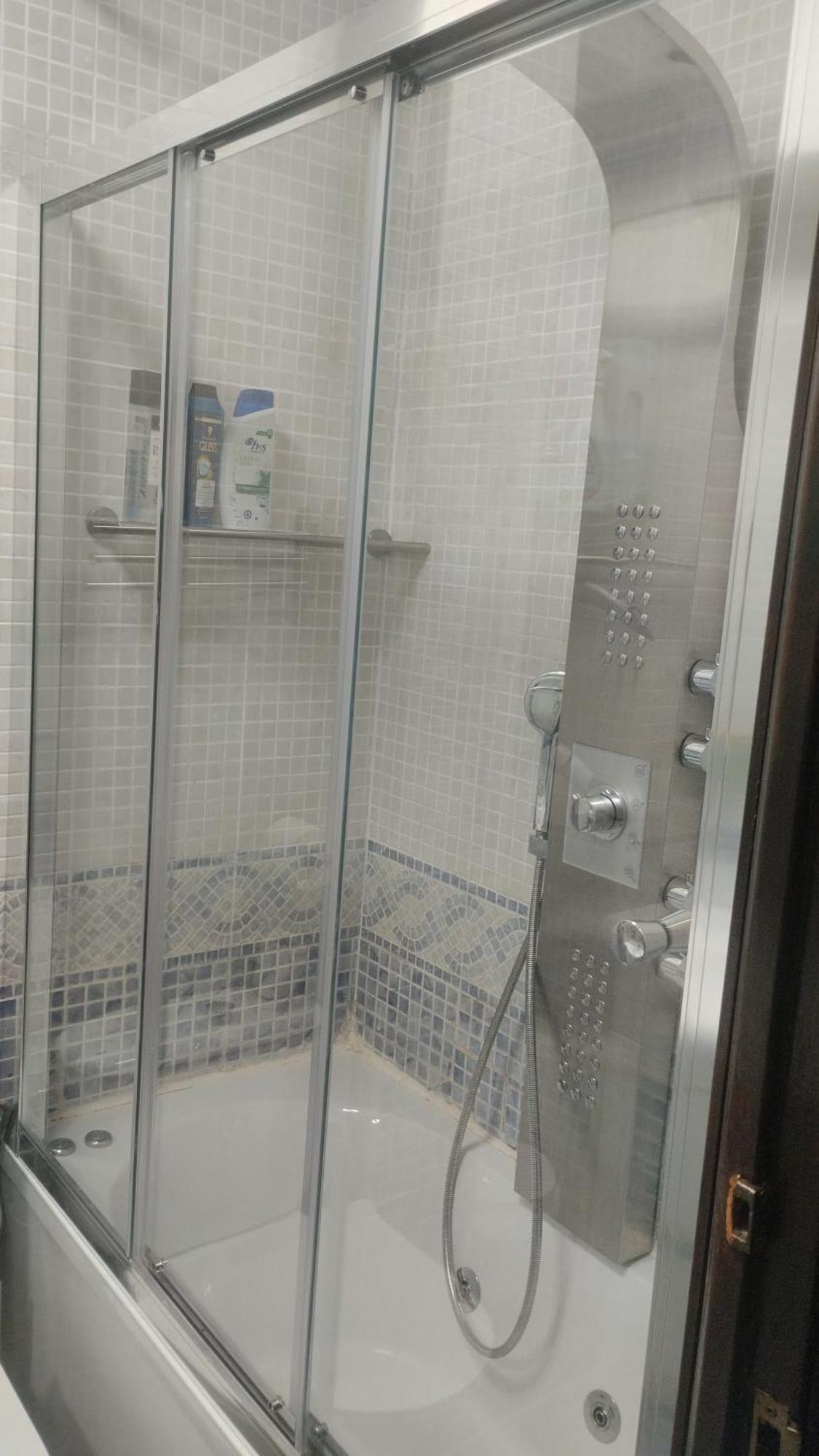 Habitaciones Individuales En Apartamento Madryt Zewnętrze zdjęcie
