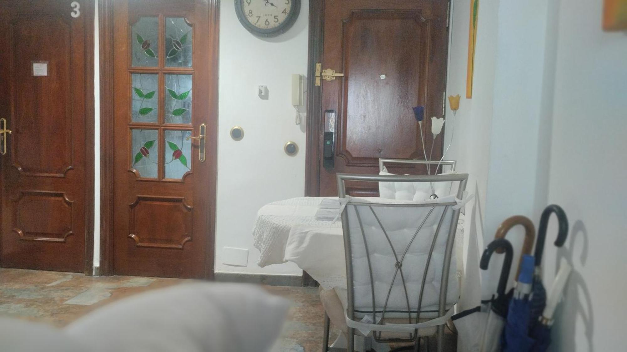 Habitaciones Individuales En Apartamento Madryt Zewnętrze zdjęcie