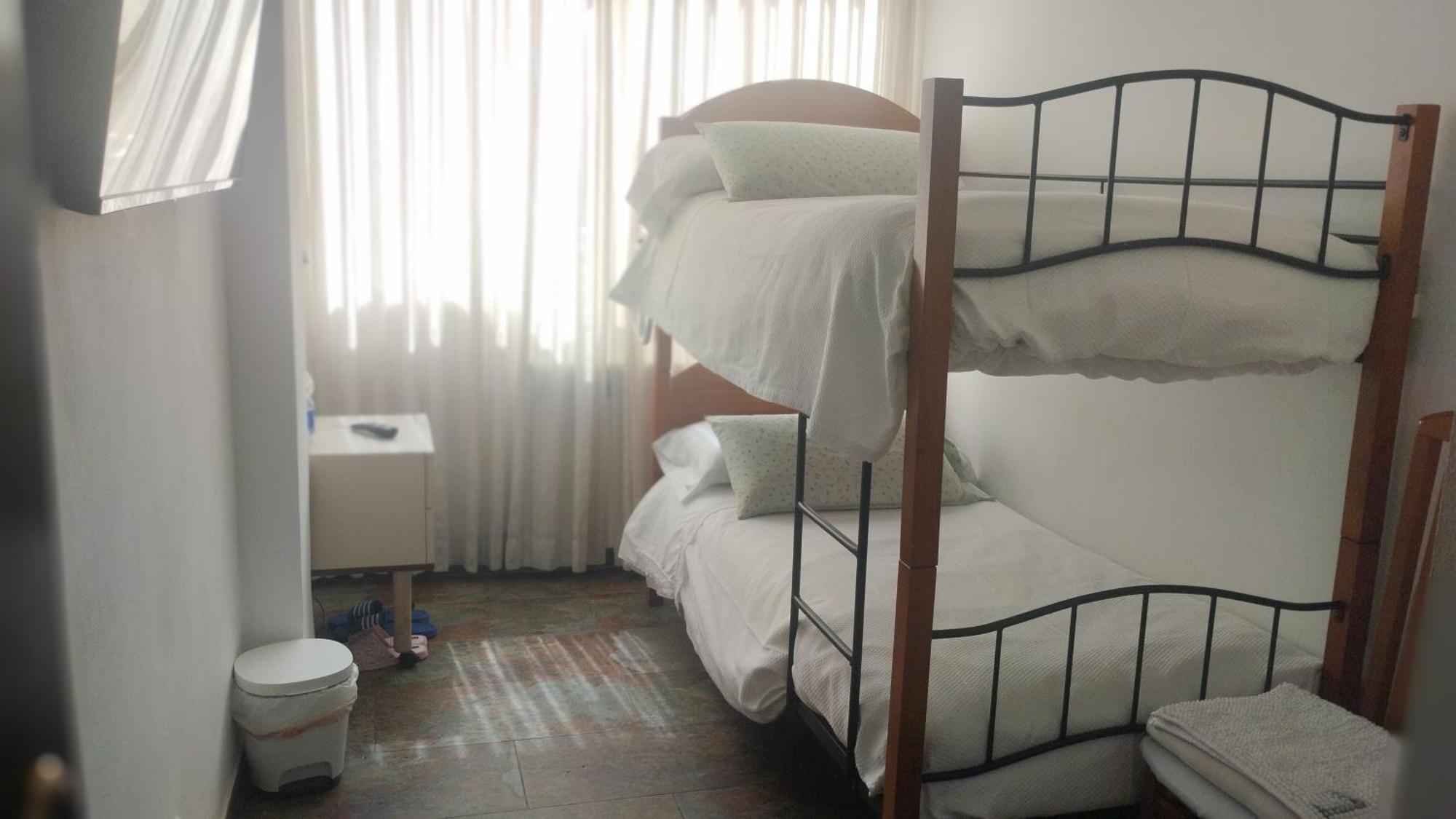 Habitaciones Individuales En Apartamento Madryt Zewnętrze zdjęcie